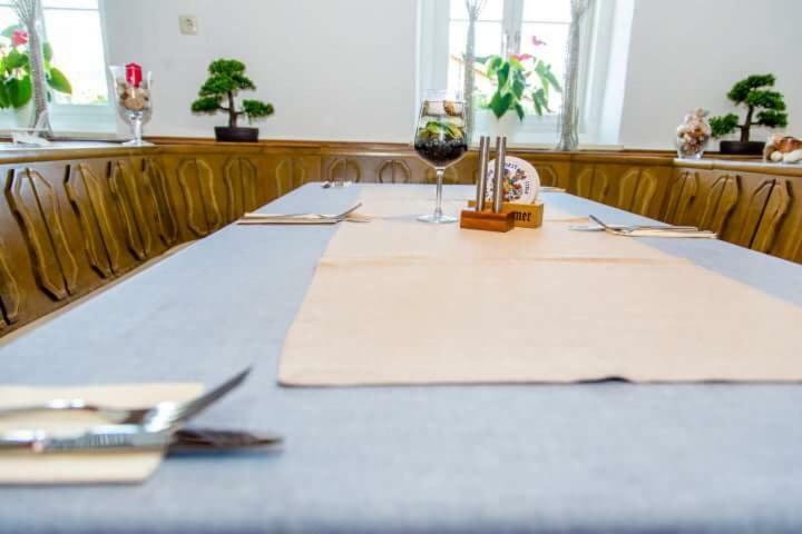 Taverna Unik Зальдорф Экстерьер фото